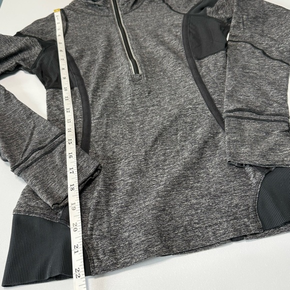 Lululemon Defined Running Jacket Half Zip Pullover Gray Black Size 4 Outerwear - Picture 11 of 12